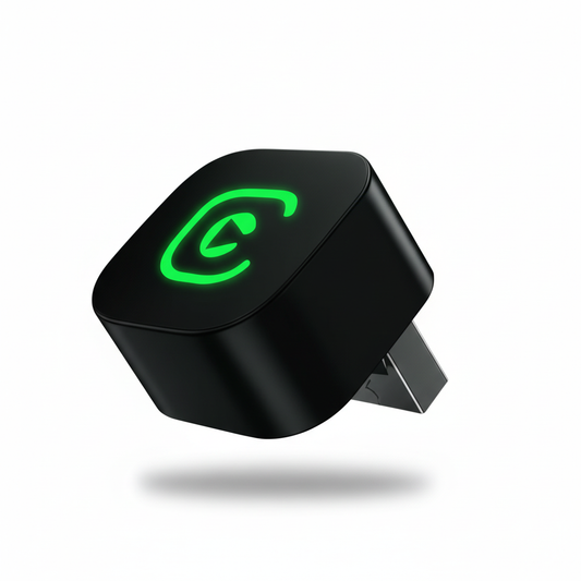 Adapter CarPlay na białym tle